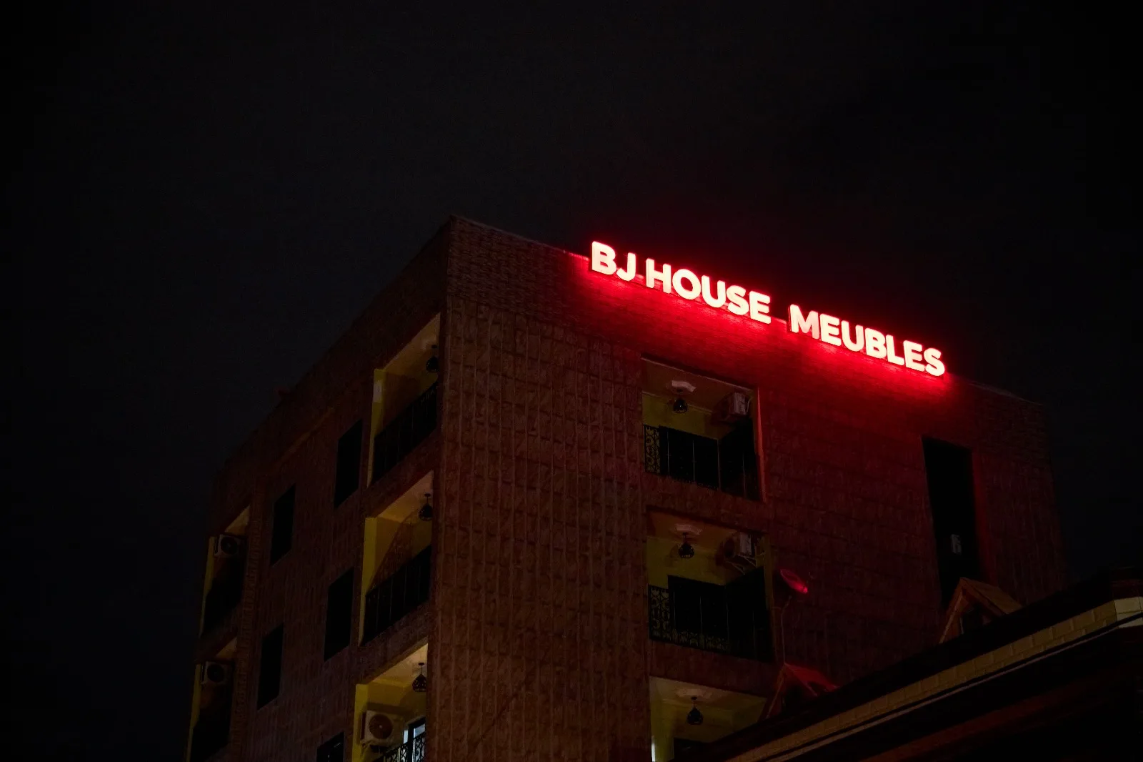Galerie BJ House